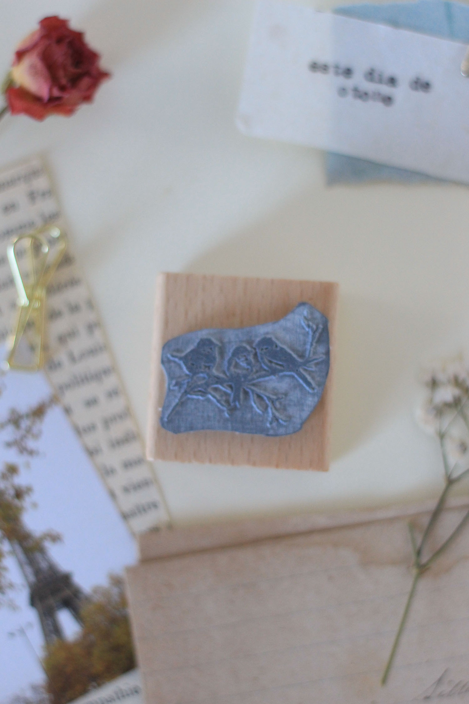 sello-tres-pajaritos-03