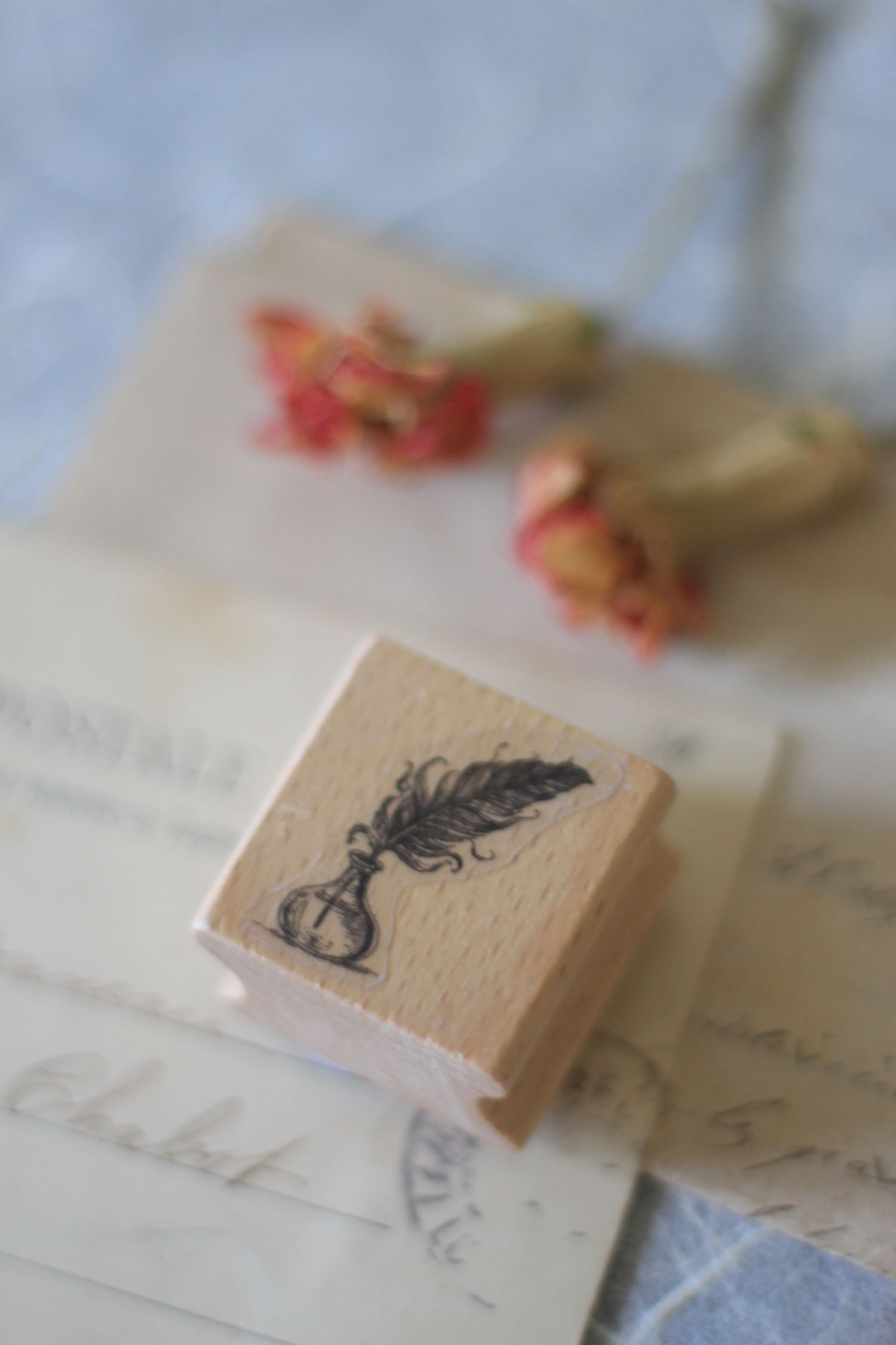sello-pluma-tintero-03